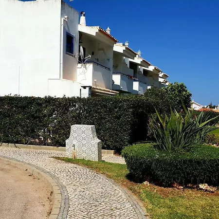 Vakantiehuis Jardim Da Oura By Sunny Deluxe *